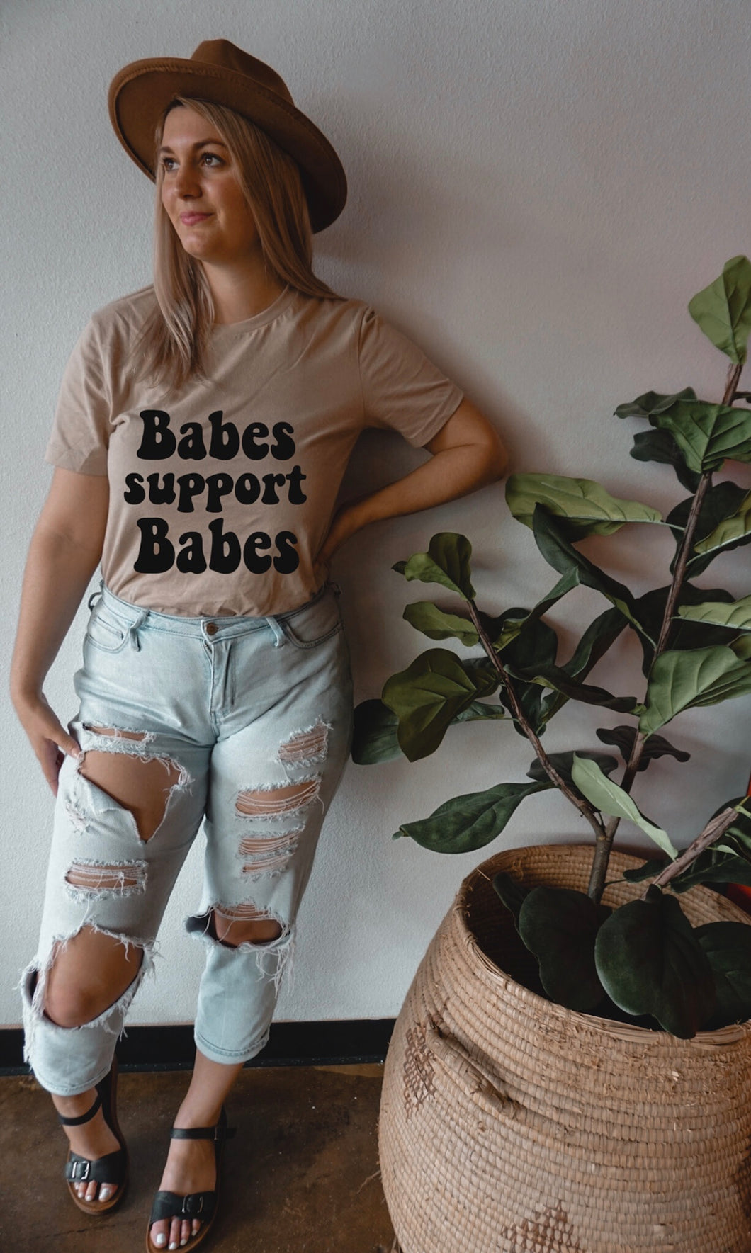 Babes Support Babes - Unisex Adult Tee